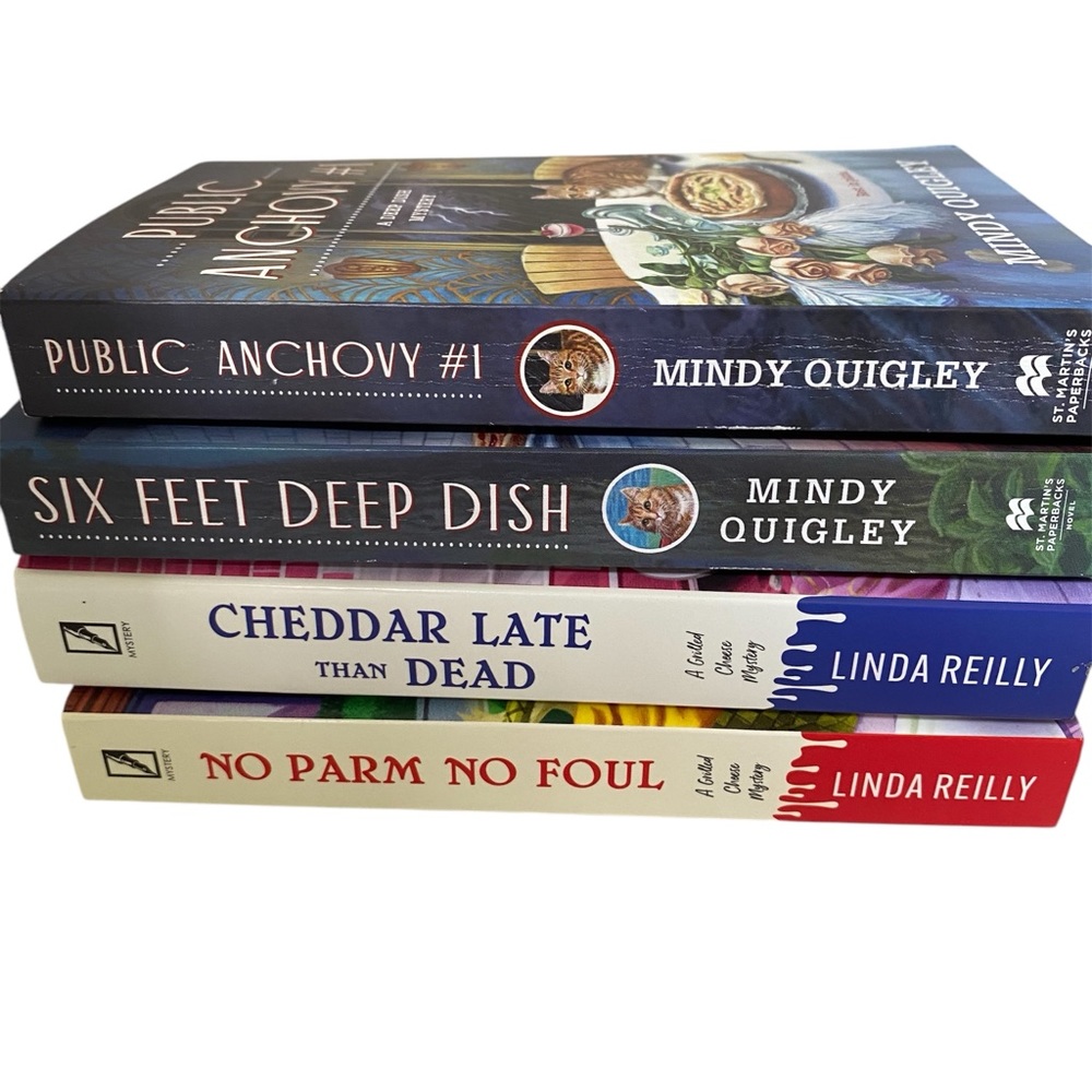 Cozy Mystery Novels By Linda Reilly And Mindy Quigley